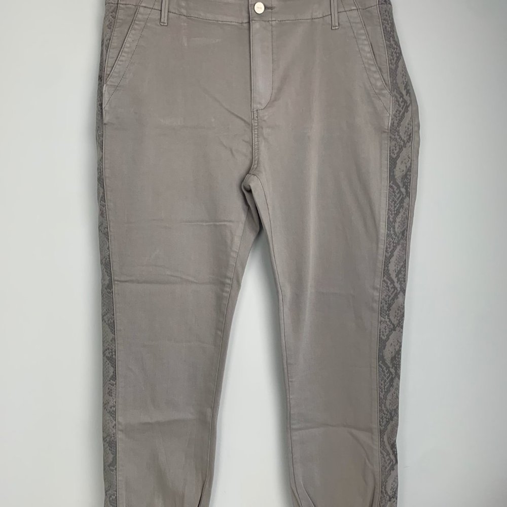 NEW PAIGE Mayslie Jogger Gray Snakeskin Accent Women's 34 w Defect